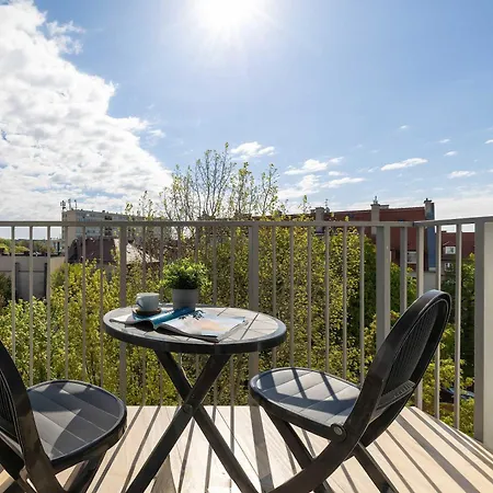 Apartment Przytulny Z Parkingiem I Balkonem Centrum Gliwic By Renters
