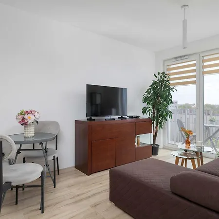 Apartment Przytulny Z Parkingiem I Balkonem Centrum Gliwic By Renters *