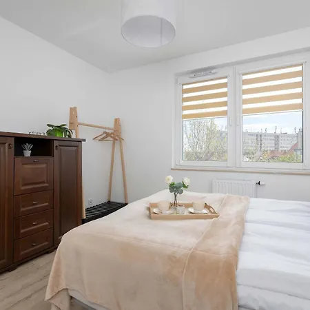 Apartment Przytulny Z Parkingiem I Balkonem Centrum Gliwic By Renters