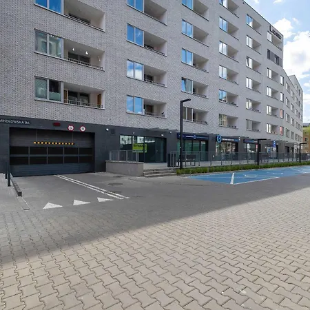 Apartment Przytulny Z Parkingiem I Balkonem Centrum Gliwic By Renters *